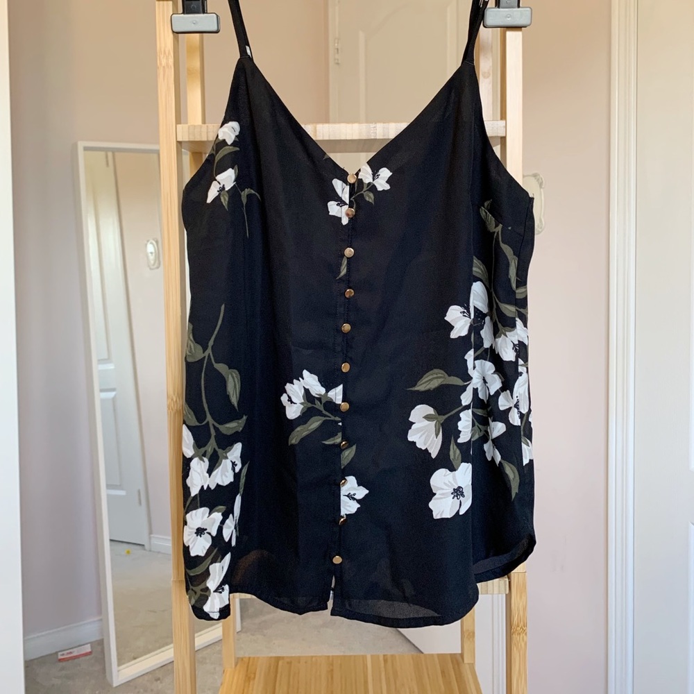 DYNAMITE CAMISOLE TOP SIZE XSMALL BLACK COLOUR